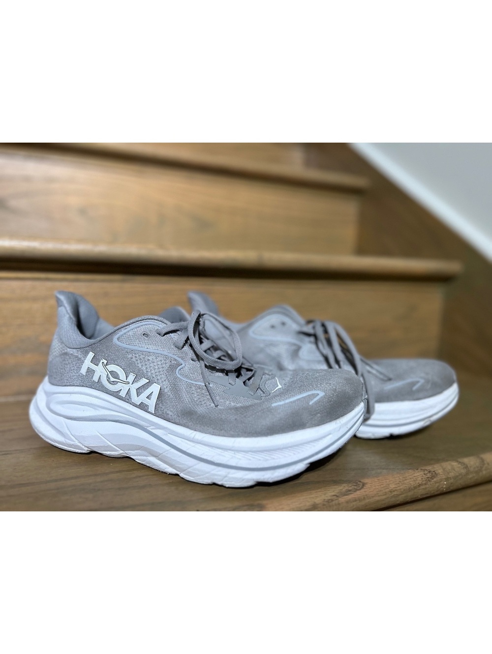 Hoka Clifton 9 Gray Running Shoes Size 9